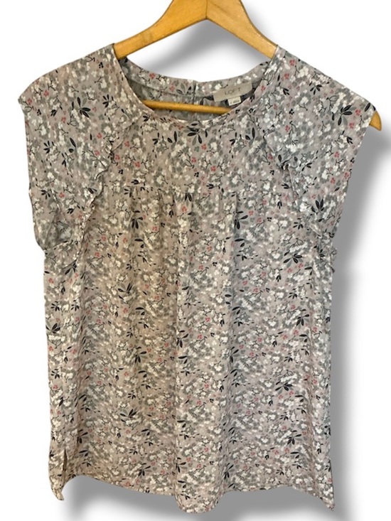 LOFT Tops - Floral Sleeveless Ruffle-Trim Top - Gray with Pink Accents